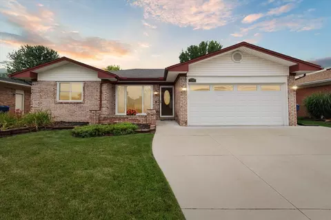 7595 Wheaton Dr, Canton, MI 48187