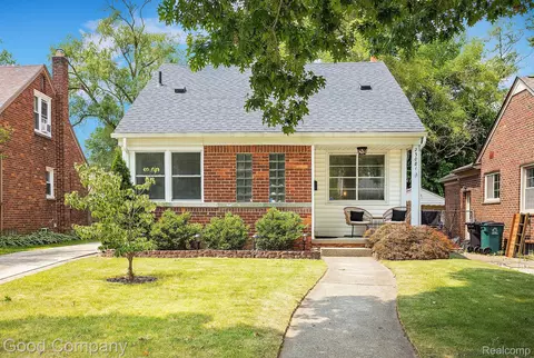 23081 Forest St, Oak Park, MI 48237