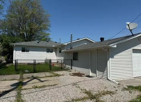 6020 Lily Patch, Newport, MI 48166