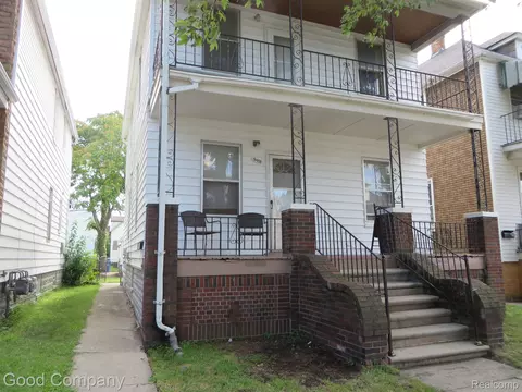 9491 Mcdougall St, Hamtramck, MI 48212