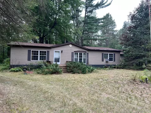 2001 Fornier Rd, Secord, MI 48624