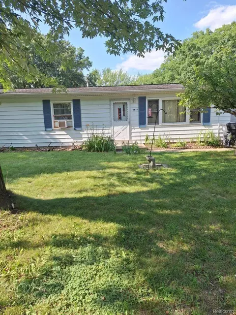 1619 Orchard Dr, Portage, MI 49002