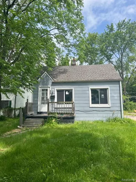 8067 Studebaker Ave, Warren, MI 48089 photo 1