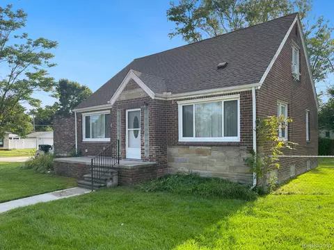 9909 Beech Daly Rd, Redford, MI 48239