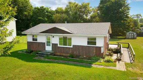 5387 Fiesta Pass, Grand Blanc, MI 48439
