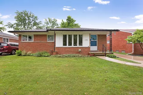 1600 Englewood Ave, Royal Oak, MI 48073