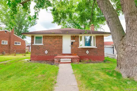 1752 Lexington Pkwy, Inkster, MI 48141