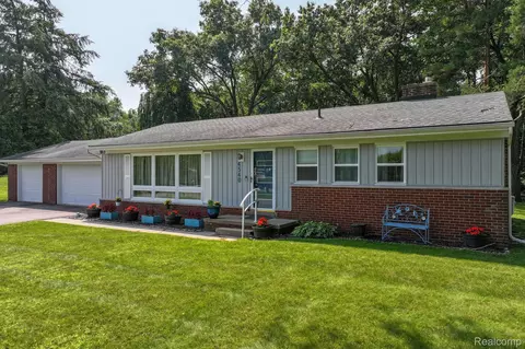 4540 Strathcona, Highland, MI 48357