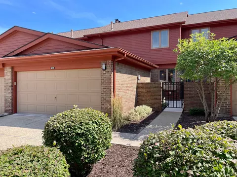 876 Greenview, Rochester Hills, MI 48307