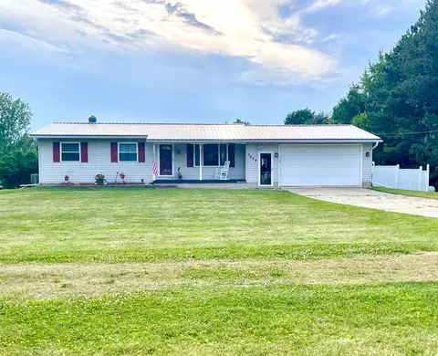 7924 S Vernon Rd, Vernon, MI 48429