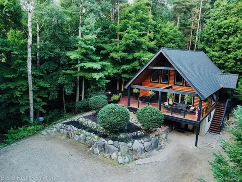 3666 Slattery Rd, Arcadia, MI 48412
