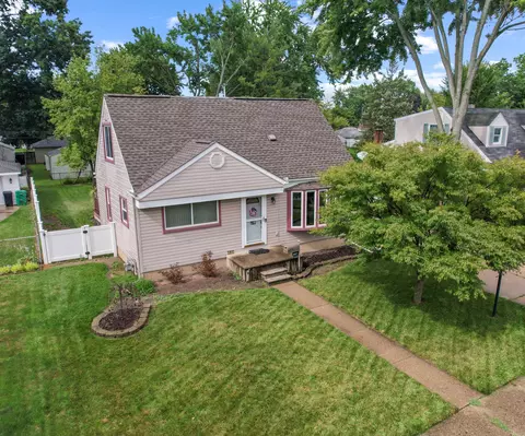 32612 Rosslyn Ave, Garden City, MI 48135