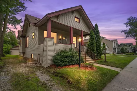 2365 Beverly Blvd, Berkley, MI 48072
