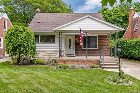 2930 N Vermont Ave, Royal Oak, MI 48073