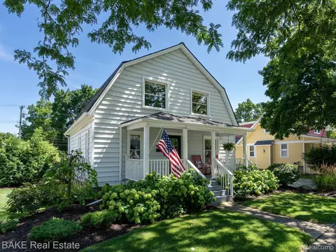 575 Kellogg St, Plymouth, MI 48170