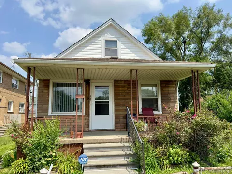 54 W Auburn St, Ecorse, MI 48229