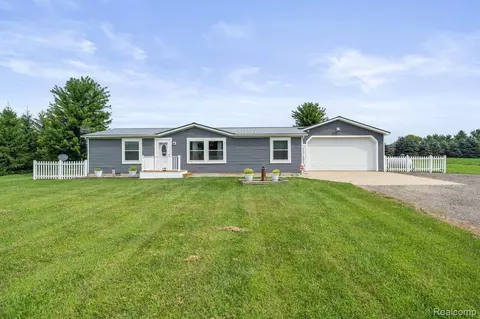 3939 Castle Rd, Burlington, MI 48461