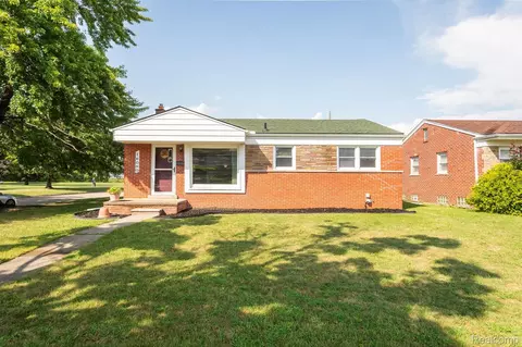 16090 Keppen Ave, Allen Park, MI 48101