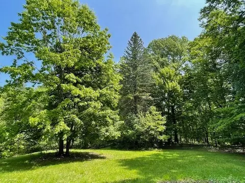 28800 Halsted Rd, Farmington Hills, MI 48331