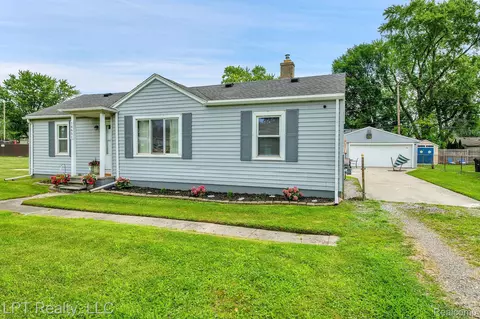 16651 Weddel St, Taylor, MI 48180