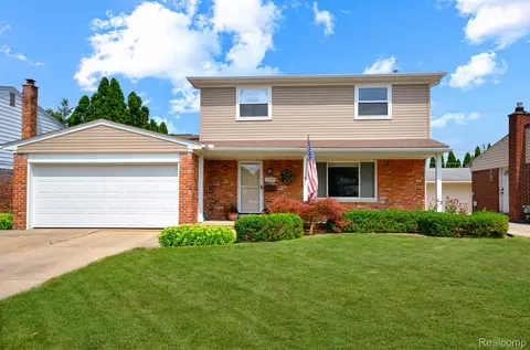 13049 Cloverlawn Dr, Sterling Heights, MI 48312