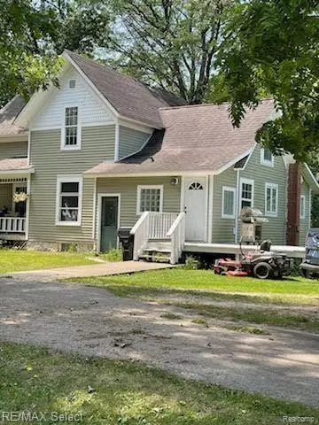 6767 E Mi State Road 36, Hamburg, MI 48189