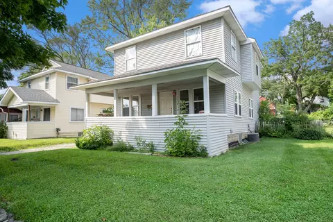2008 Monteith St, Flint, MI 48504