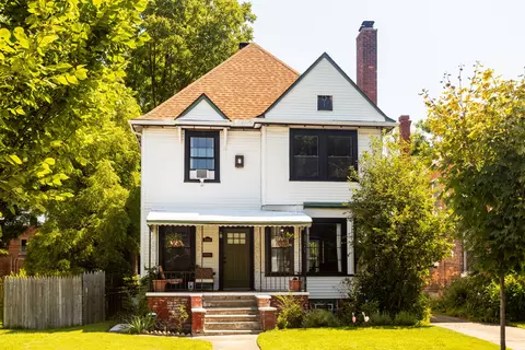 2564 Field St, Detroit, MI 48214