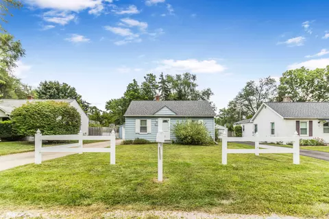 230 Emerson Ave, Ypsilanti, MI 48198