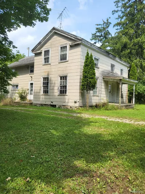 4865 Eager Rd, Oceola, MI 48855