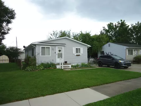 19770 Williamson St, Clinton Township, MI 48035