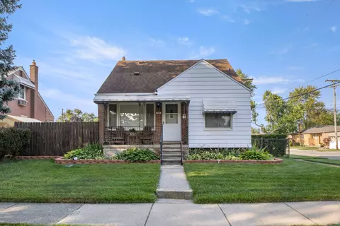 785 Farnham Ave, Lincoln Park, MI 48146
