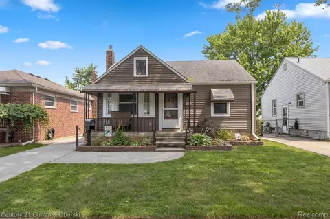 7545 Jackson St, Taylor, MI 48180