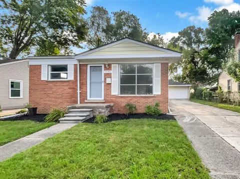 3902 Coolidge, Royal Oak, MI 48073