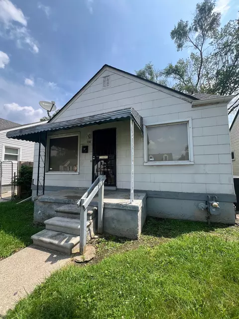 9148 Winthrop St, Detroit, MI 48228