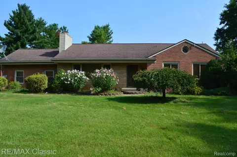 56000 9 Mile Rd, Lyon, MI 48178