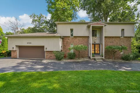 6755 Wellesley, Independence, MI 48346