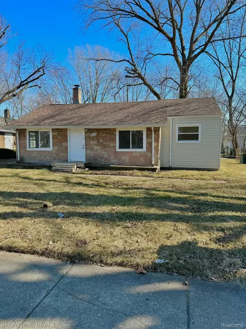 21718 Middlebelt Rd, Farmington Hills, MI 48336