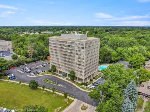 22700 Garrison St #602, Dearborn, MI 48124