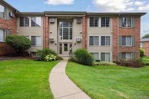 500 Romeo Rd 118 500 Rd #118, Rochester, MI 48307