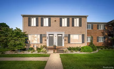 1119 Tienken Crt Ct, Rochester Hills, MI 48306