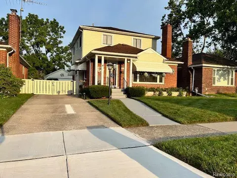 7614 Buckingham Ave, Allen Park, MI 48101