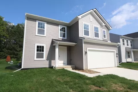 572 Heritage Farms Blvd, Chelsea, MI 48118
