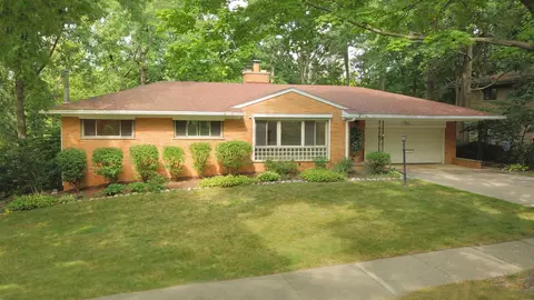 2114 Needham Rd, Ann Arbor, MI 48104