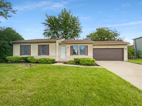23402 Cranbrooke Dr, Novi, MI 48375