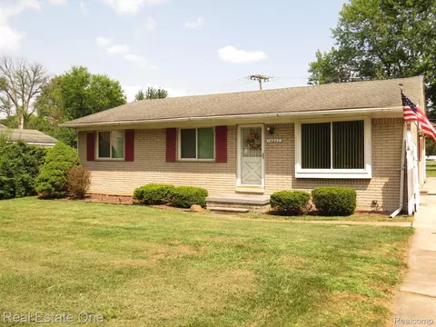 14647 Allen, Southgate, MI 48195