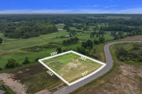 1811 Vista Dr, Oakland, MI 48363