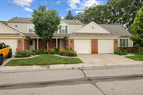 43547 Yorkville Dr, Canton, MI 48188