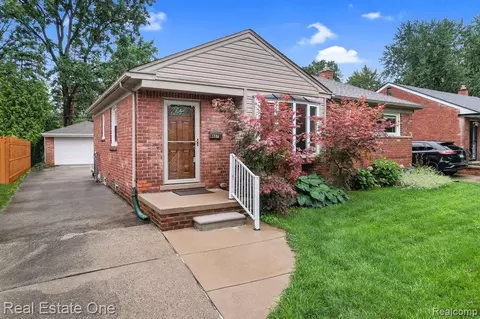407 Charlotte Ave, Royal Oak, MI 48073