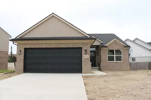 15090 Reeck Rd, Southgate, MI 48195